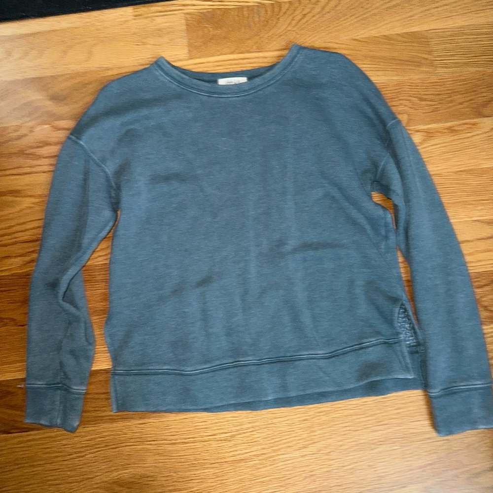 Blue Gray Casual Top - Sweatshirt Material Size Small